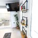 Kalafatis Garden House Appartamento *
