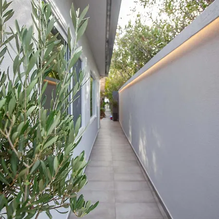 Apartamento Kalafatis Garden House Itea