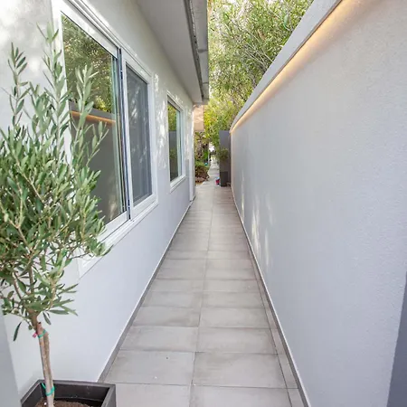 Apartamento Kalafatis Garden House Itea