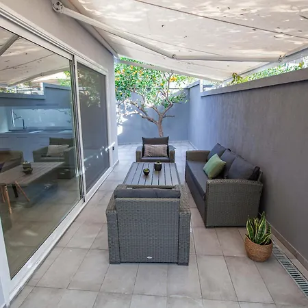 Apartment Kalafatis Garden House
