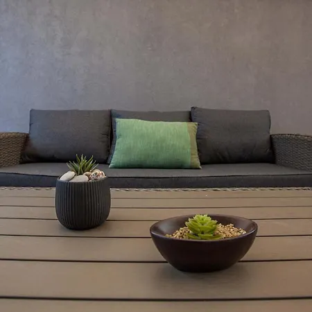 Kalafatis Garden House * Itea