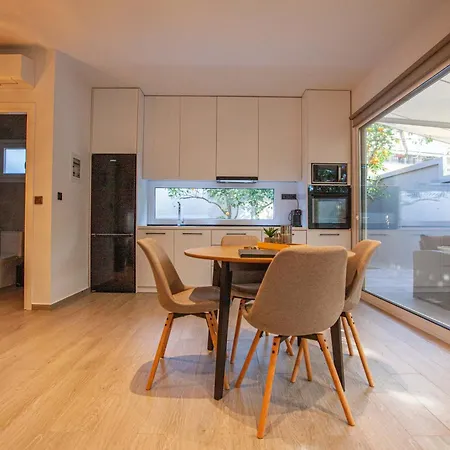 Kalafatis Garden House Appartement