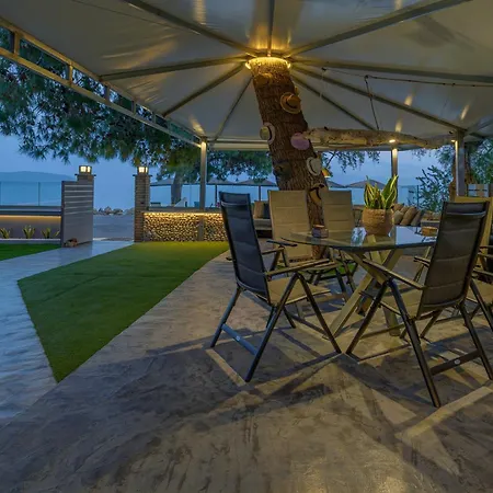 Kalafatis Garden House Itea